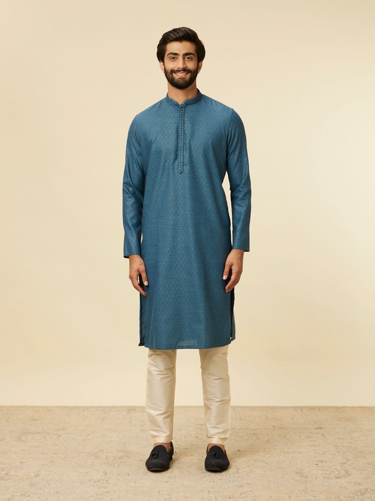 Manyavar Men Teal Blue Diamond Patterned Kurta Set
