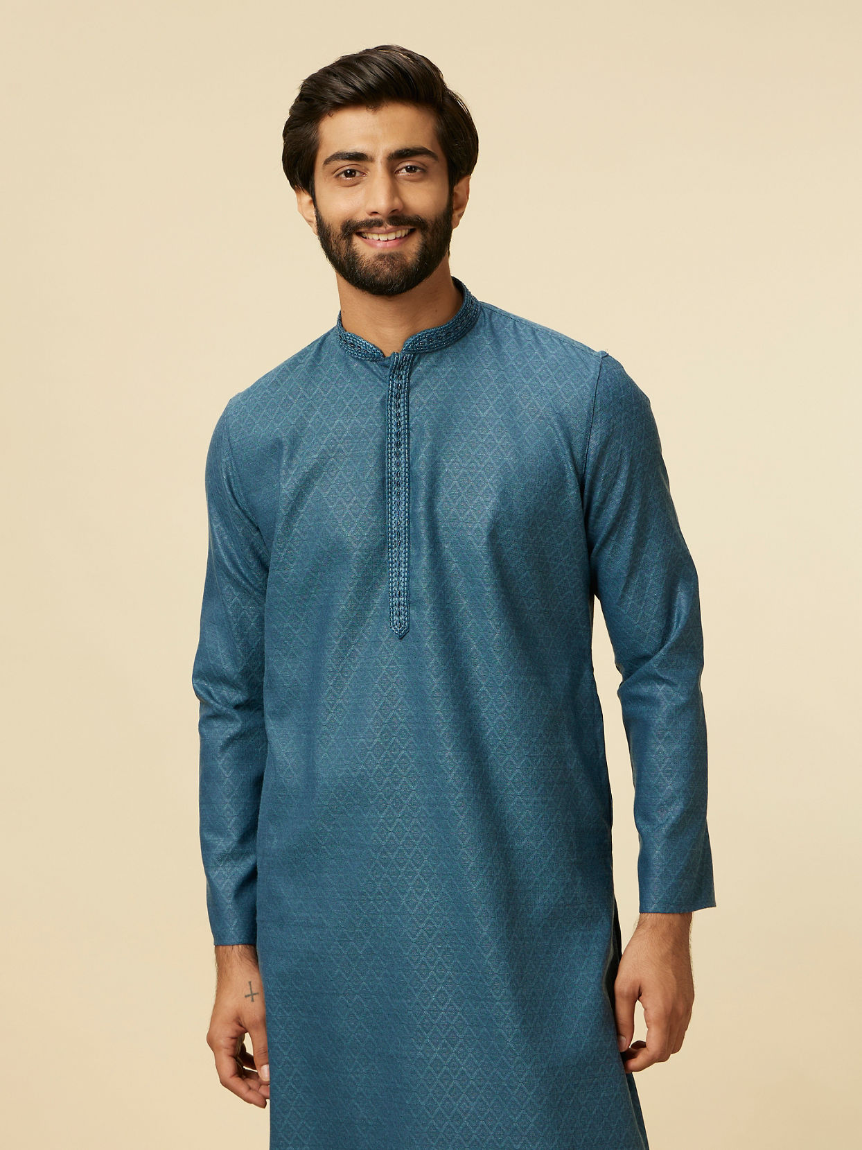 Manyavar Men Teal Blue Diamond Patterned Kurta Set