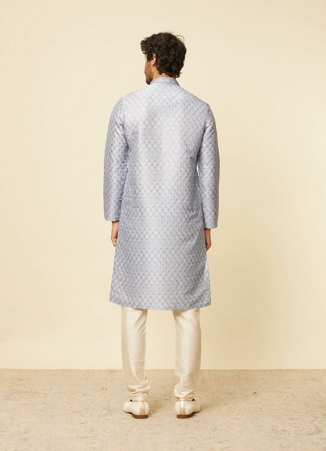 alt message - Manyavar Men Light Grey Grid Patterned Kurta Set image number 4