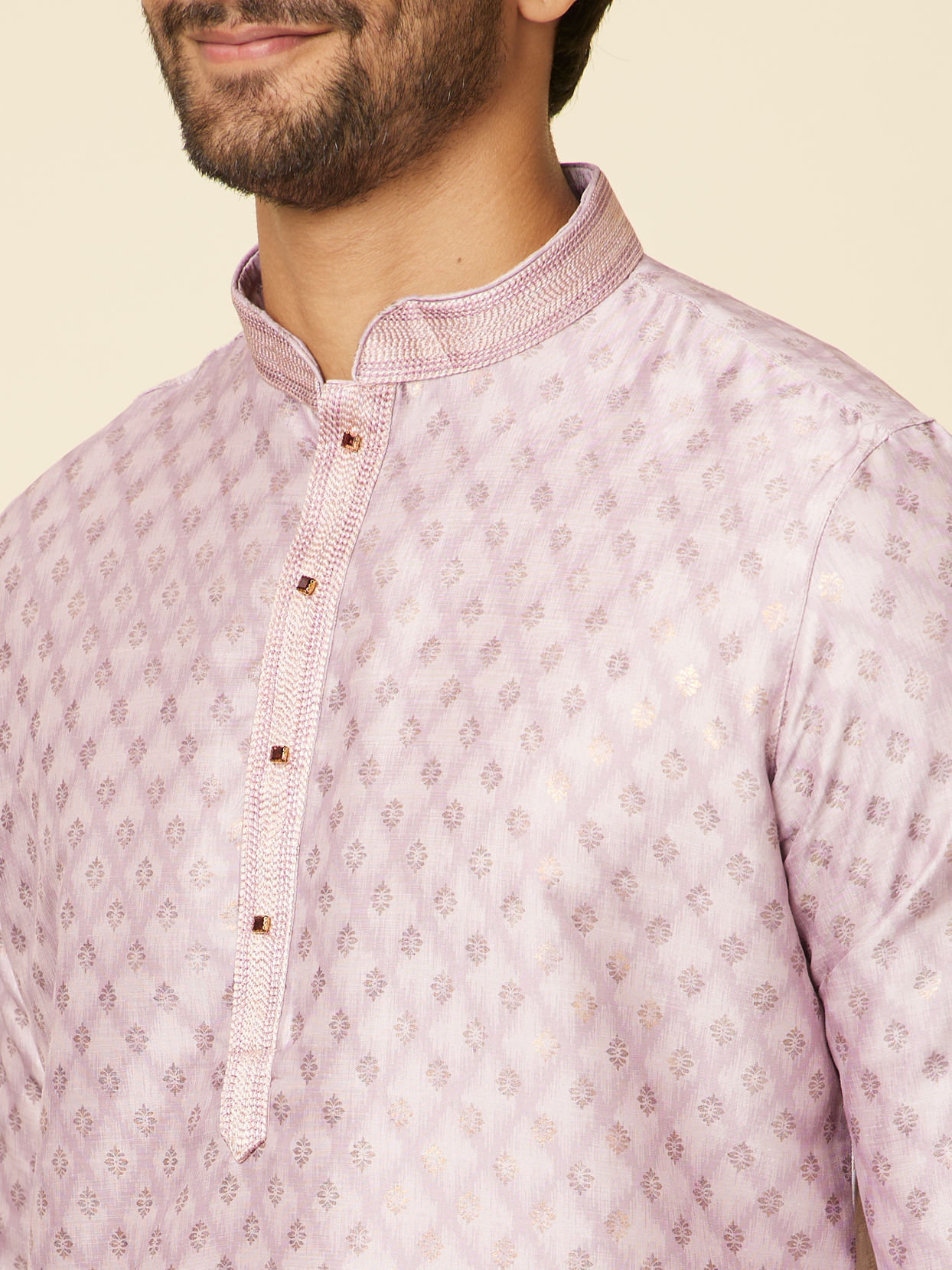 alt message - Manyavar Men Dusty Pink Grid Patterned Kurta Set image number 1