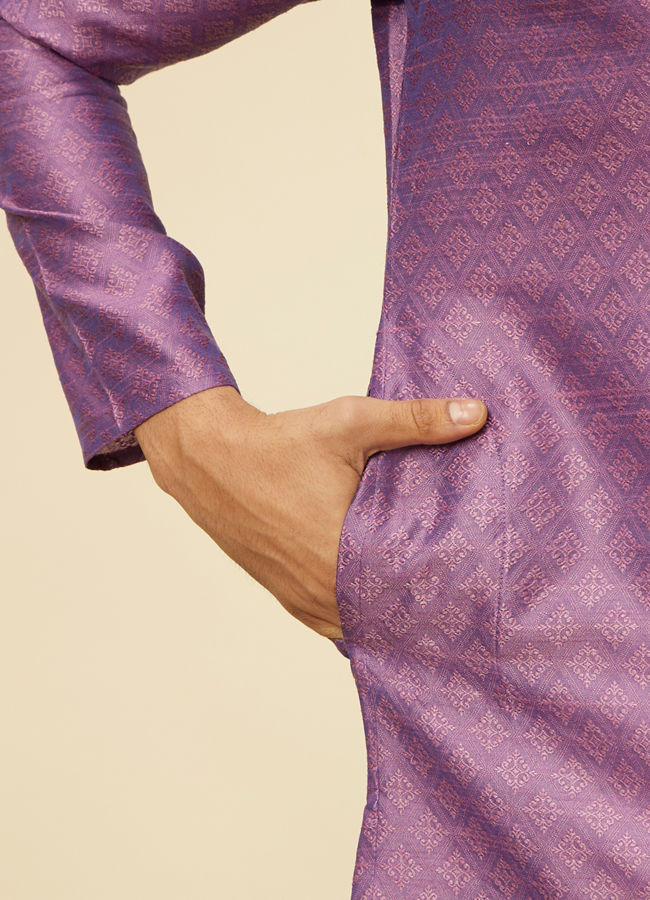 alt message - Manyavar Men Purple Buta Diamond Patterned Kurta Set image number 3