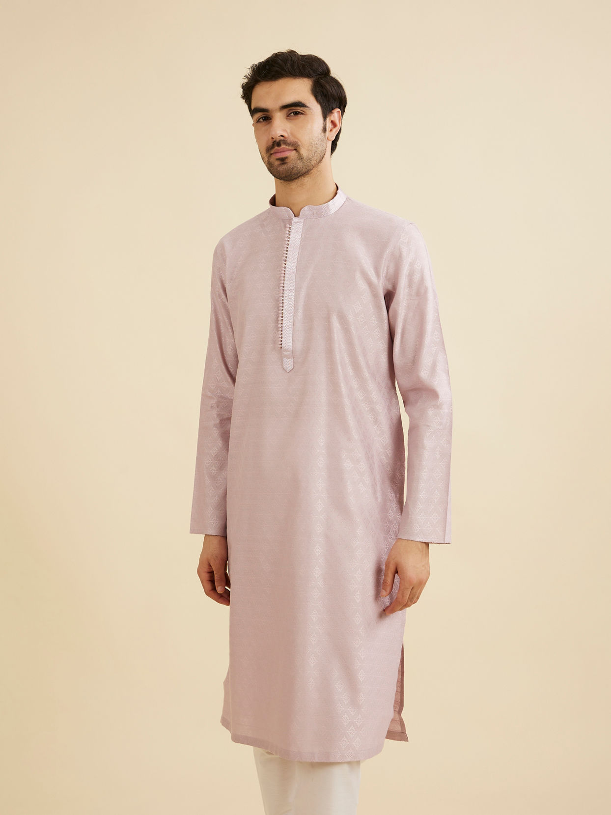Manyavar Men Soft Lilac Buta Diamond Patterned Kurta Set