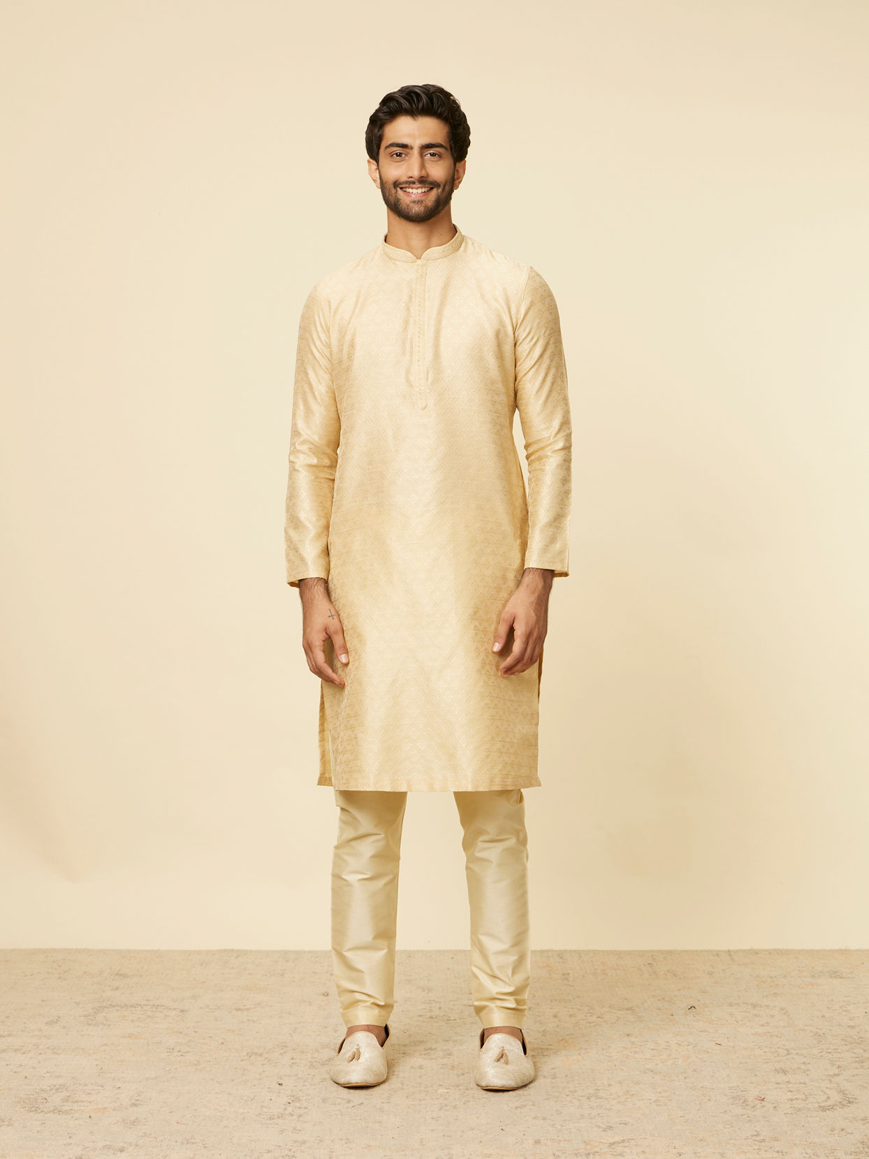 alt message - Manyavar Men Beige Grid Patterned Imperial Kurta Set image number 2