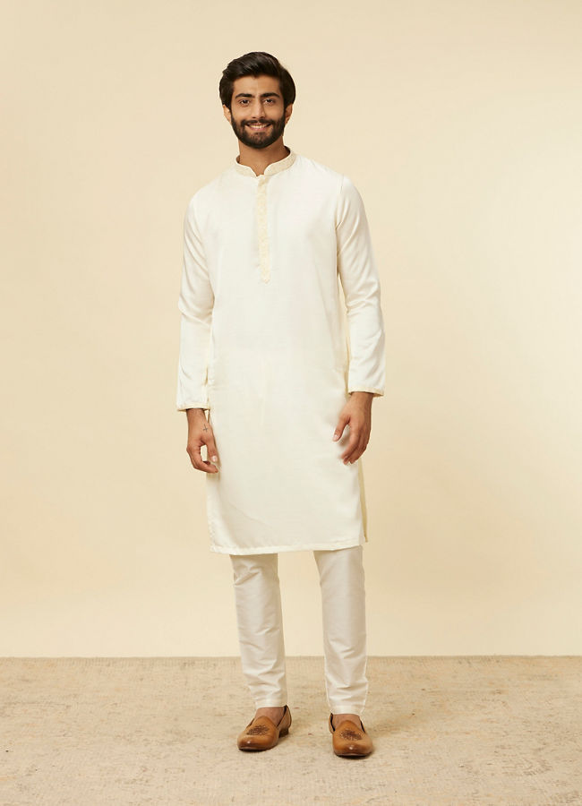 alt message - Manyavar Men Warm White Sequinned Striped Kurta Set image number 2