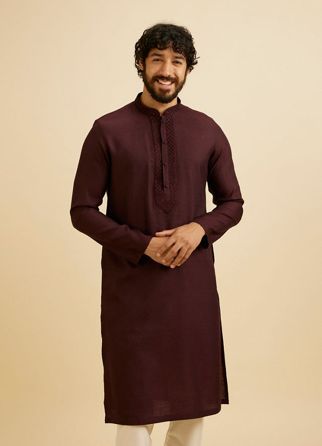 Manyavar Men Wine Red Bel Buti Patterned Kurta Set image number 0