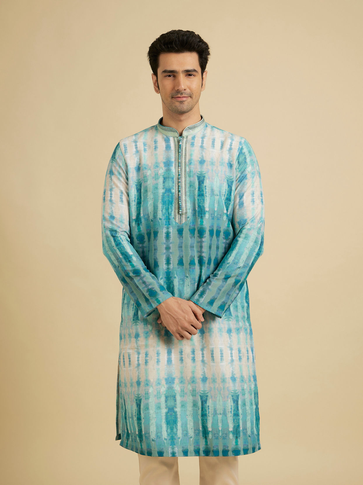 Manyavar Men Aqua Green Tie And Dye Printed Kurta Set