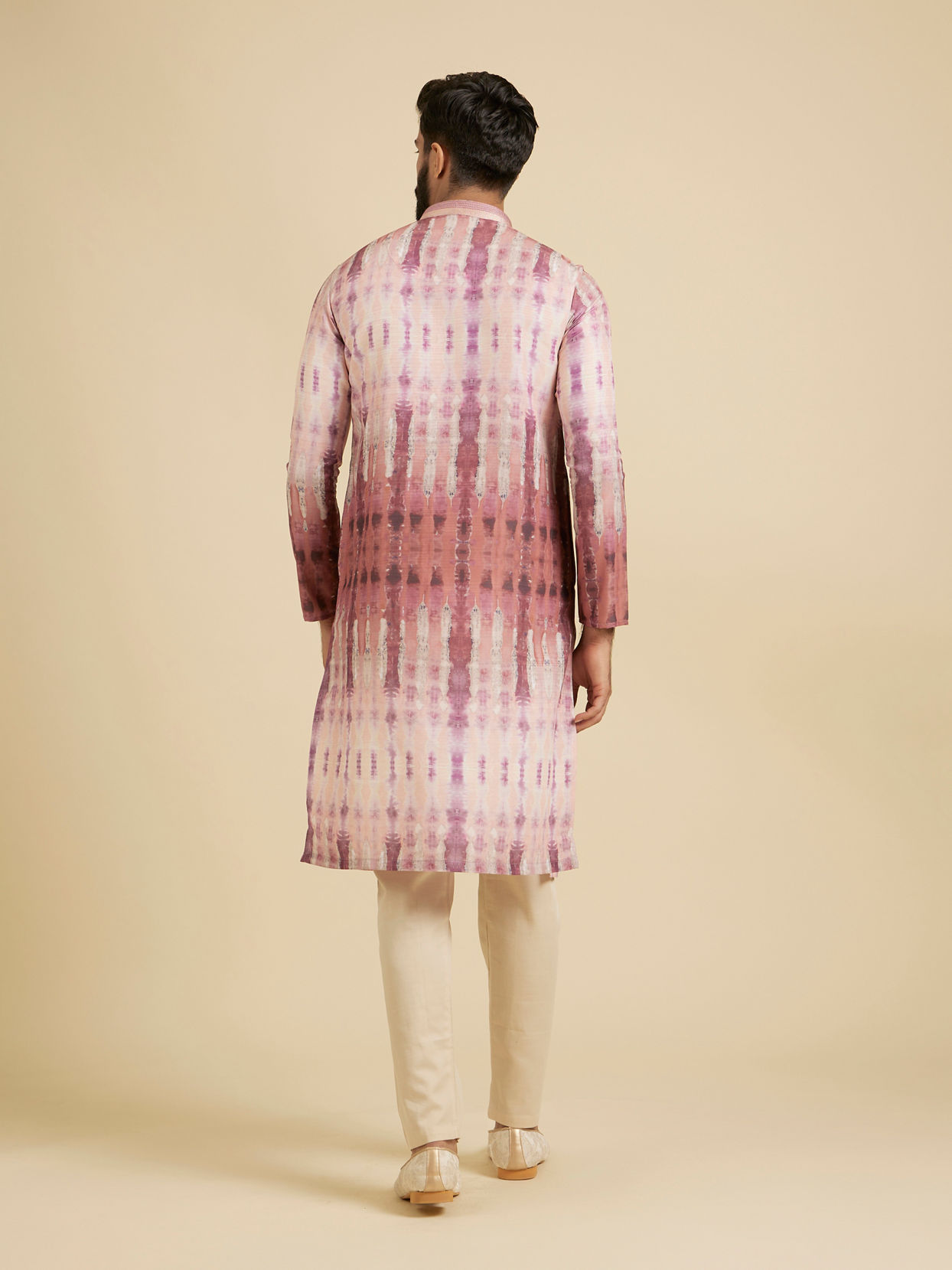 Manyavar Men Dusty Pink Tie and Dye Printed Kurta Set