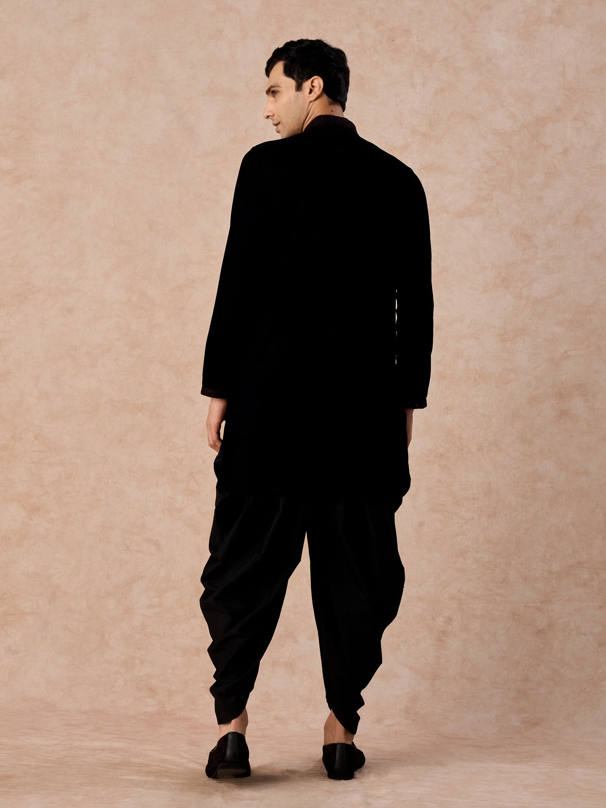 Manyavar Men Velvety Dark Blue Elegance Kurta Patiala