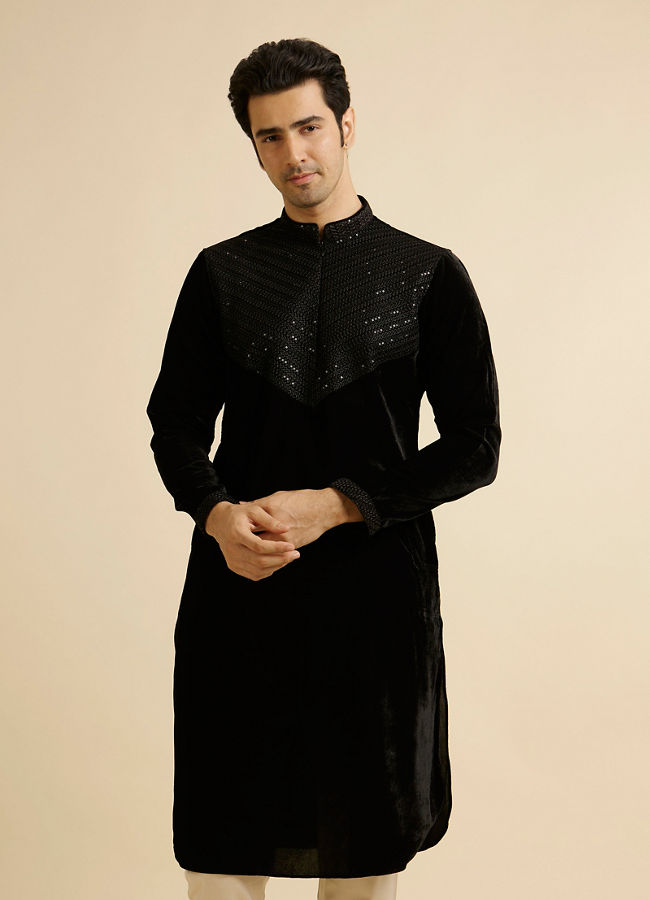 alt message - Manyavar Men Elegant Black Velvet Kurta Pajama image number 0