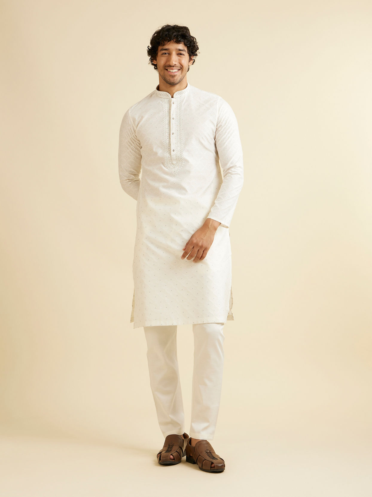 Manyavar Men Snow White Jaal Patterned Kurta Set