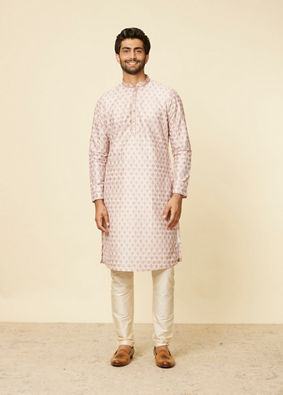 alt message - Manyavar Men Peach Imperial Printed Kurta Set image number 2