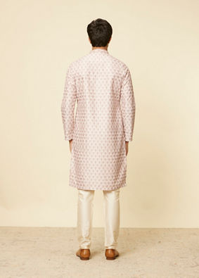 alt message - Manyavar Men Peach Imperial Printed Kurta Set image number 4