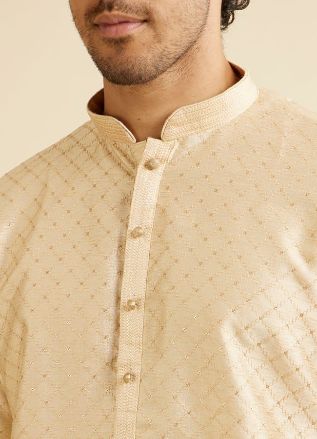 alt message - Manyavar Men Sand Beige Lattice Patterned Kurta Set image number 2