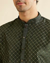 alt message - Manyavar Men Dark Green Lattice Patterned Kurta Set image number 1