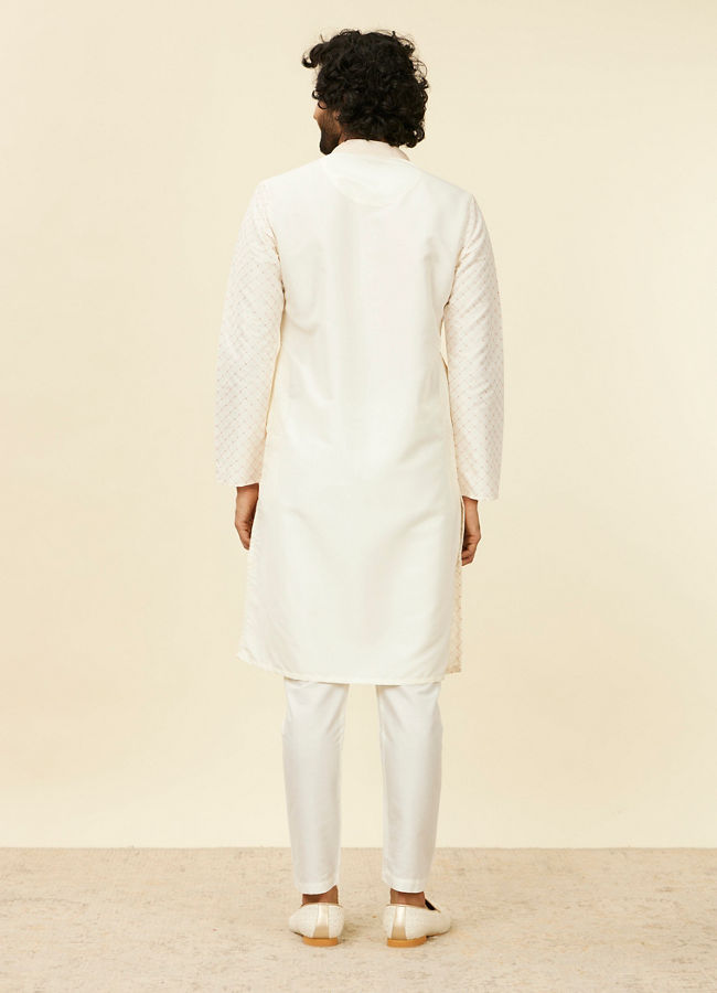 Manyavar Men Warm White Lattice Patterned Kurta Set