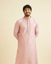 alt message - Manyavar Men Dusty Pink Lattice Patterned Kurta Set image number 0