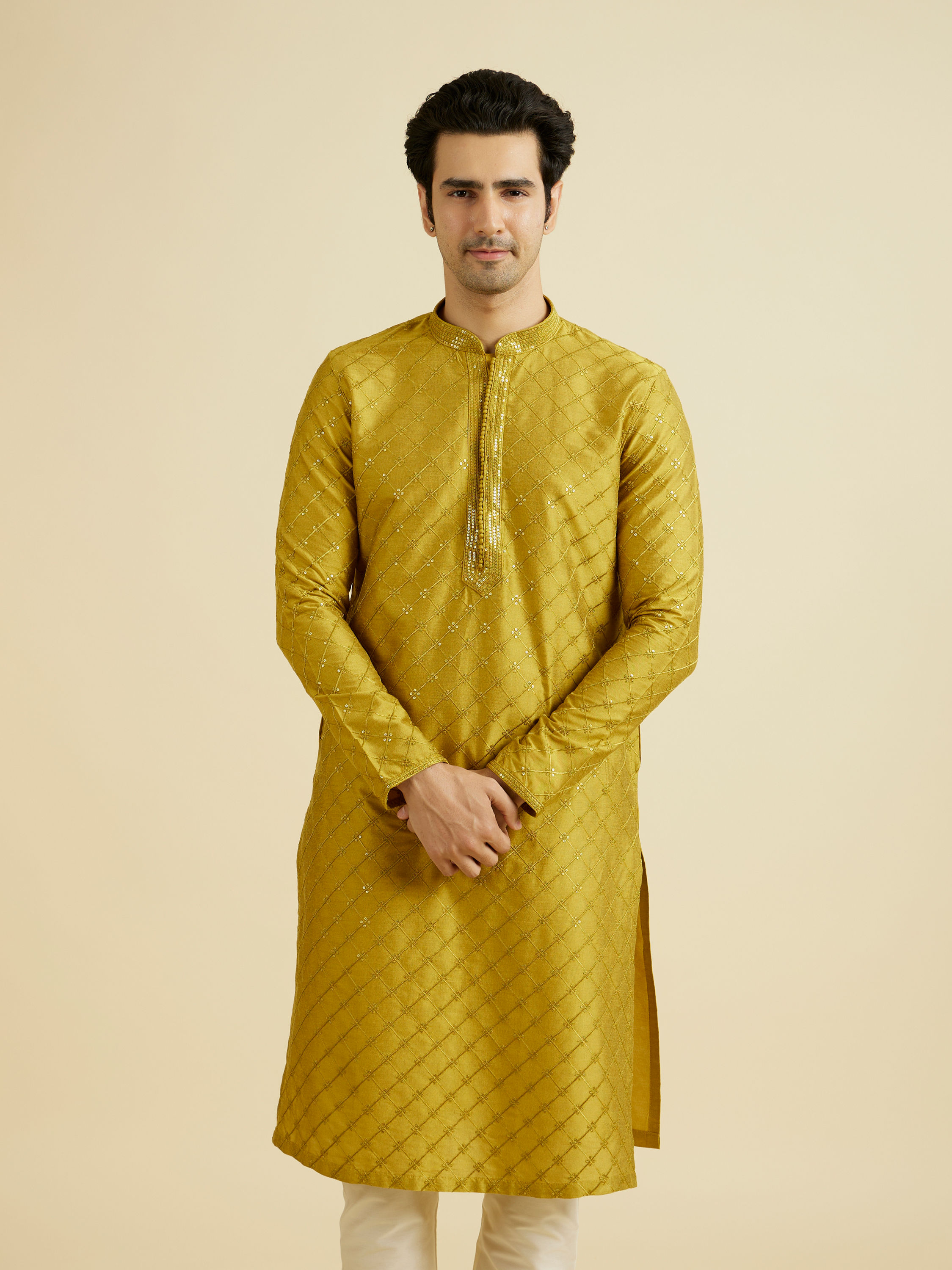 Manyavar Men Mehndi Green Elegance Kurta Pyjama