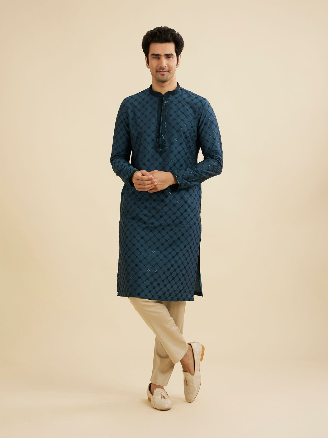 Manyavar Men Teal Blue Self Patterned Sequined Bandhgala Kurta Set