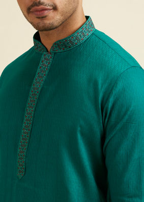 alt message - Manyavar Men Teal Green Striped Plain Kurta Set image number 1