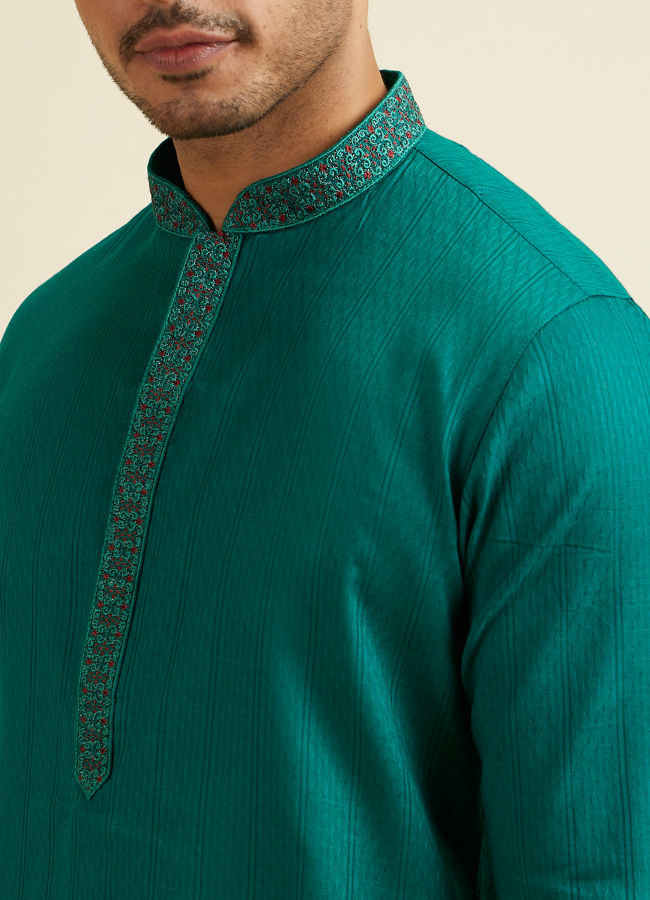 alt message - Manyavar Men Teal Green Striped Plain Kurta Set image number 1