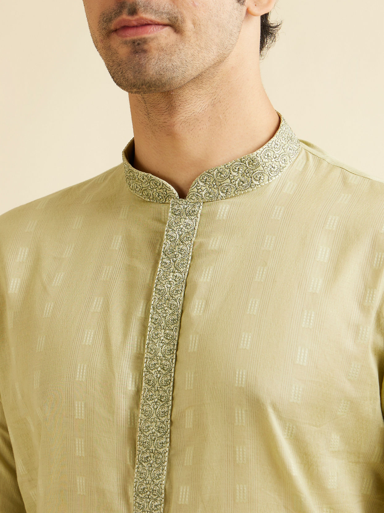 Manyavar Men Green Majestic Kurta Pajama