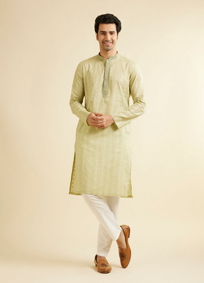 Manyavar Men Green Majestic Kurta Pajama