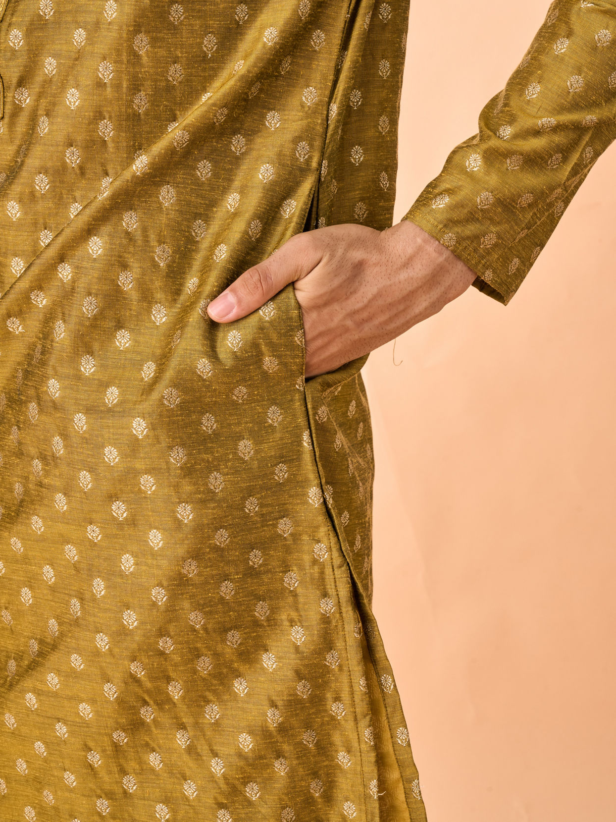 Manyavar Men Mehndi Green Lustrous Kurta Pajama