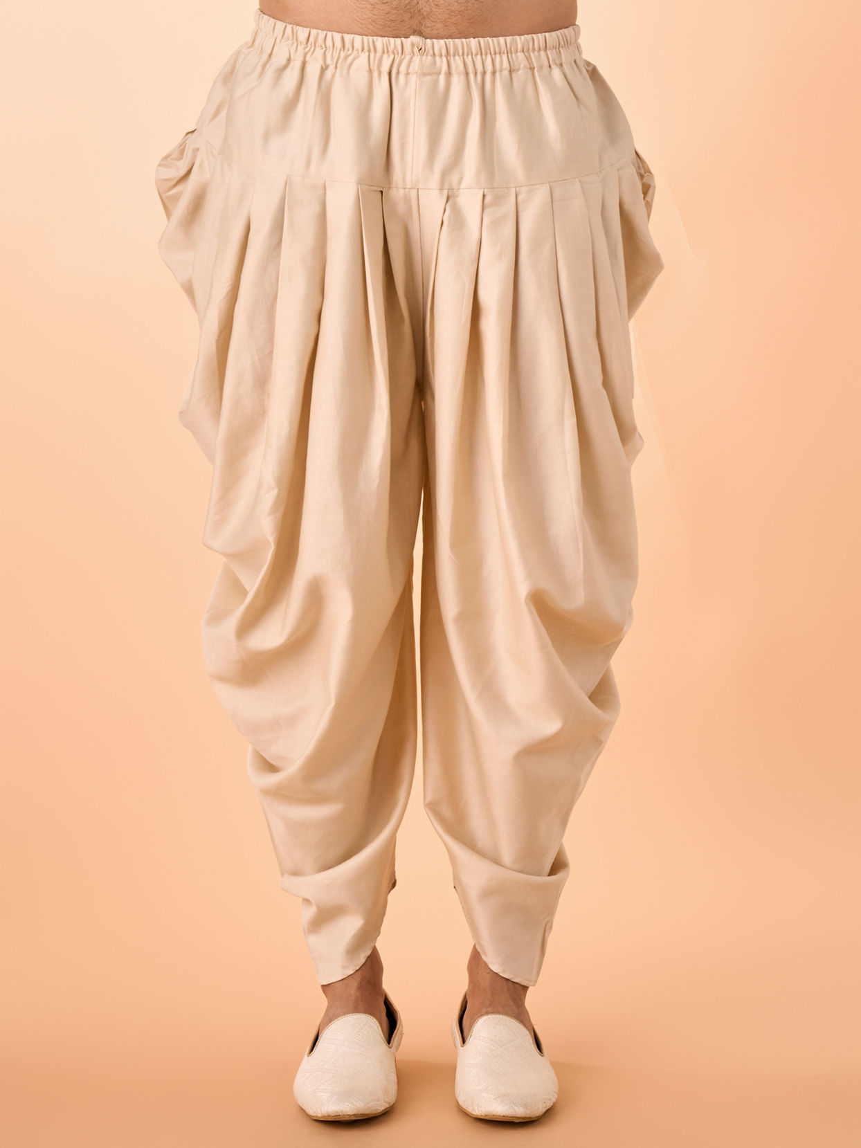 Manyavar Men Emerald Elegance Kurta Pajama