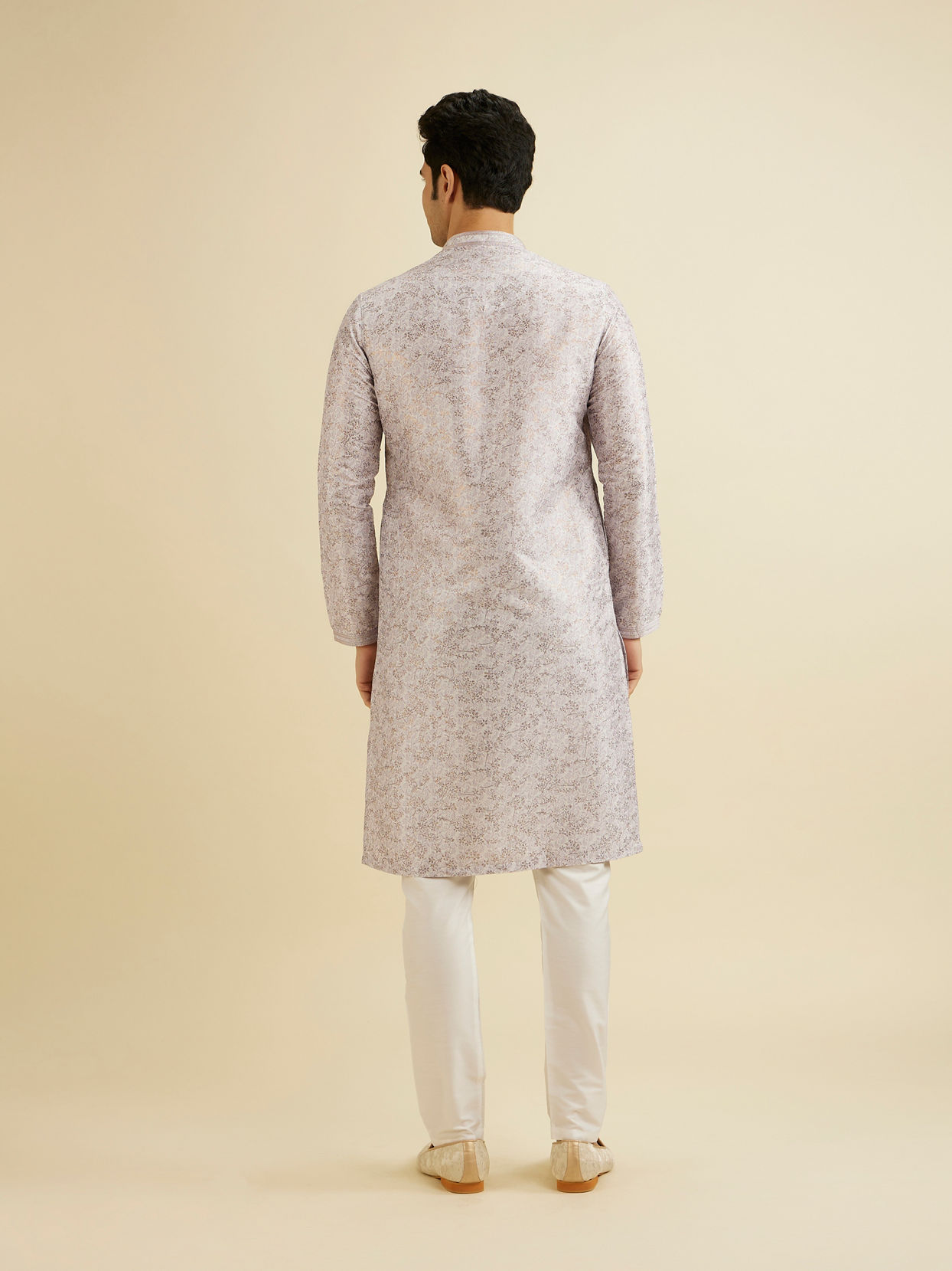 Manyavar Men Soft Lilac Bel Buti Printed Kurta Set