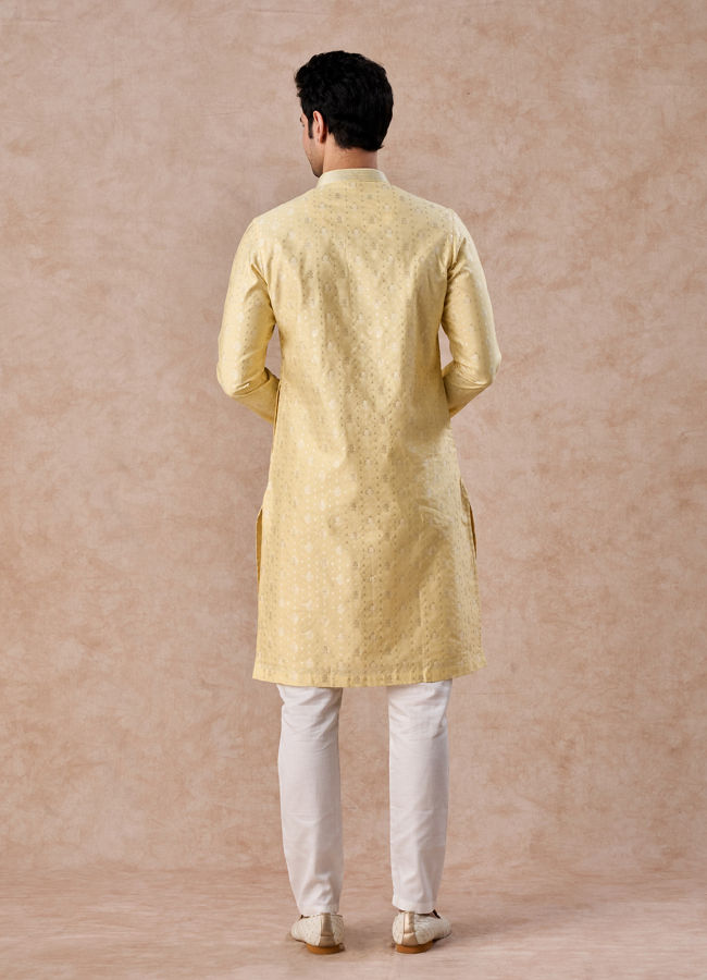 Manyavar Men Sunny Elegance Kurta Pajama