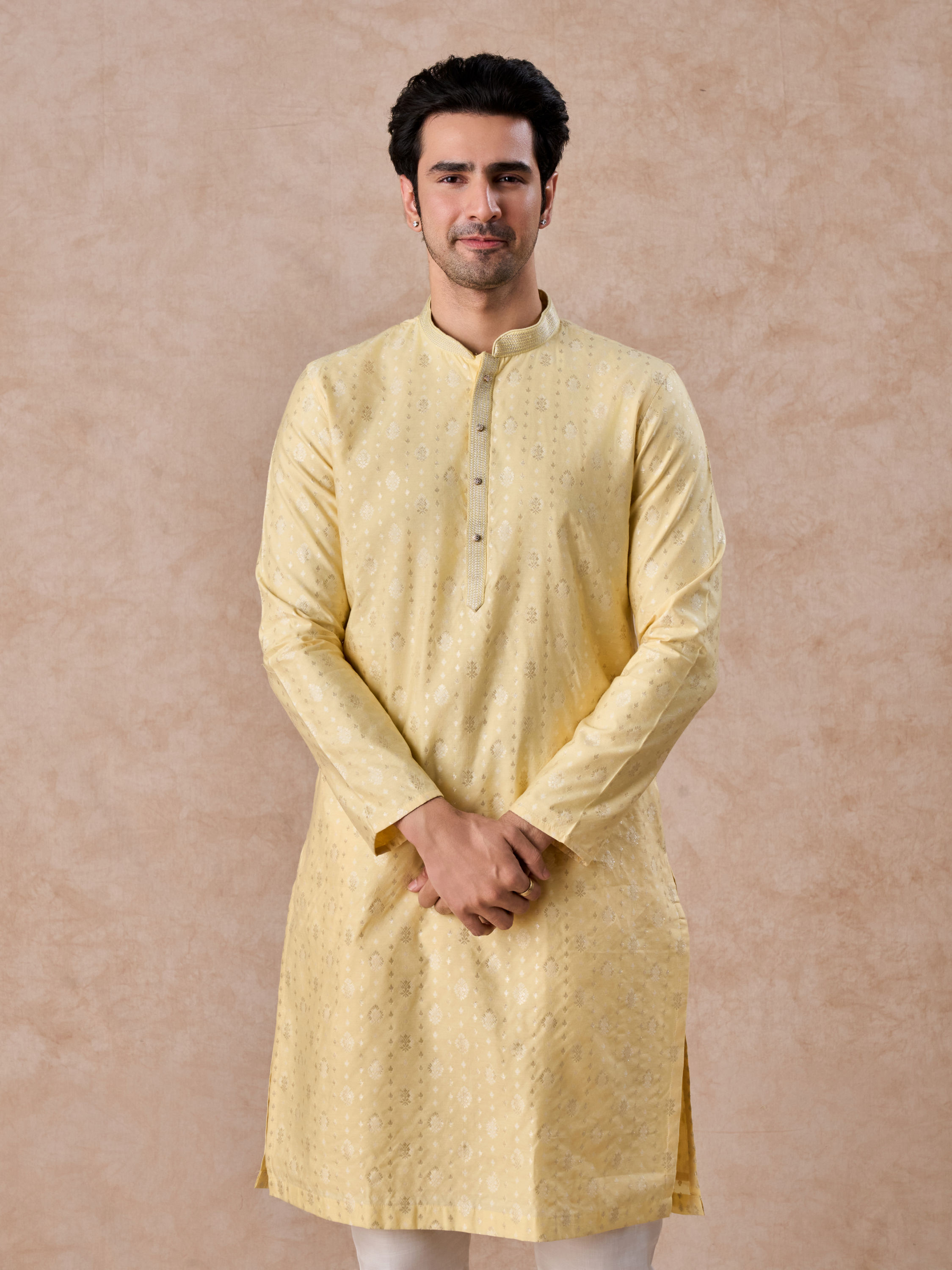 Manyavar Men Sunny Elegance Kurta Pajama