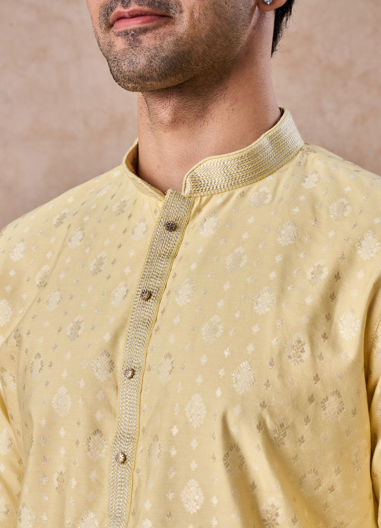 Manyavar Men Sunny Elegance Kurta Pajama