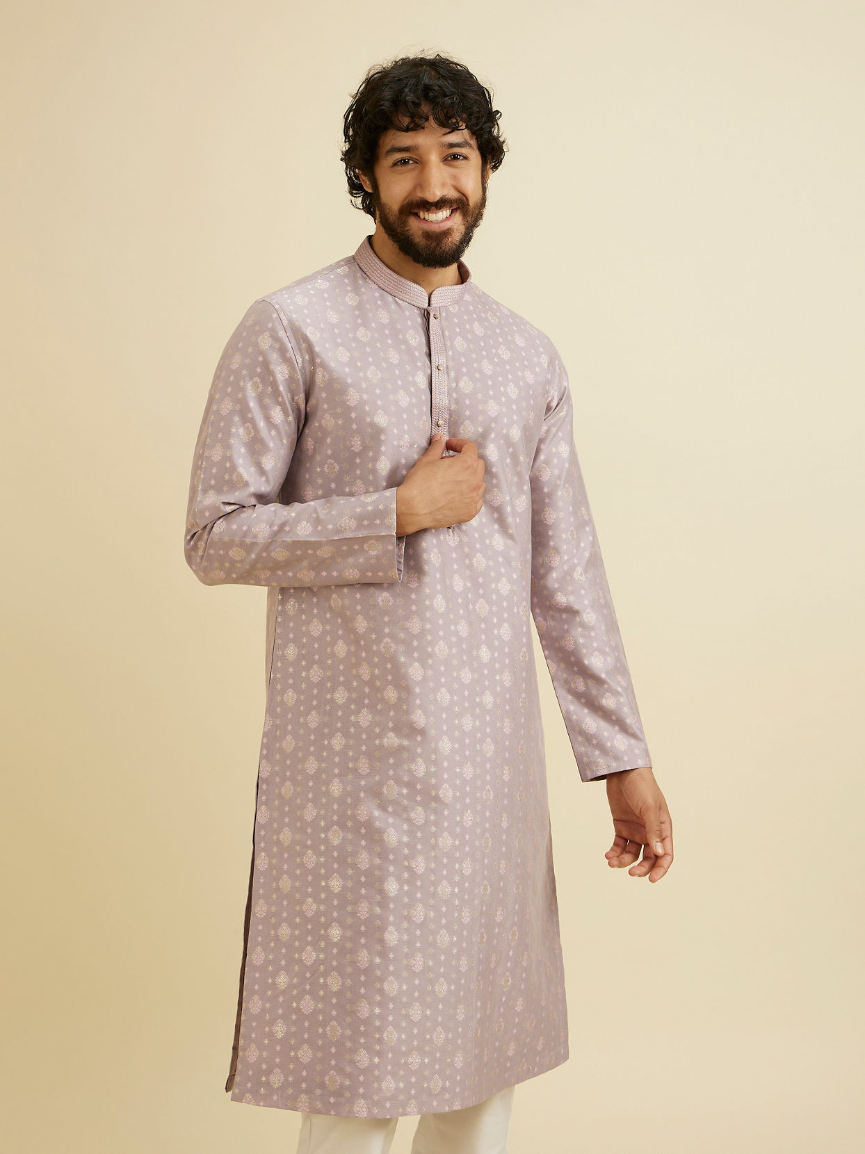 Manyavar Men Soft Lilac Buta Patterned Kurta Set