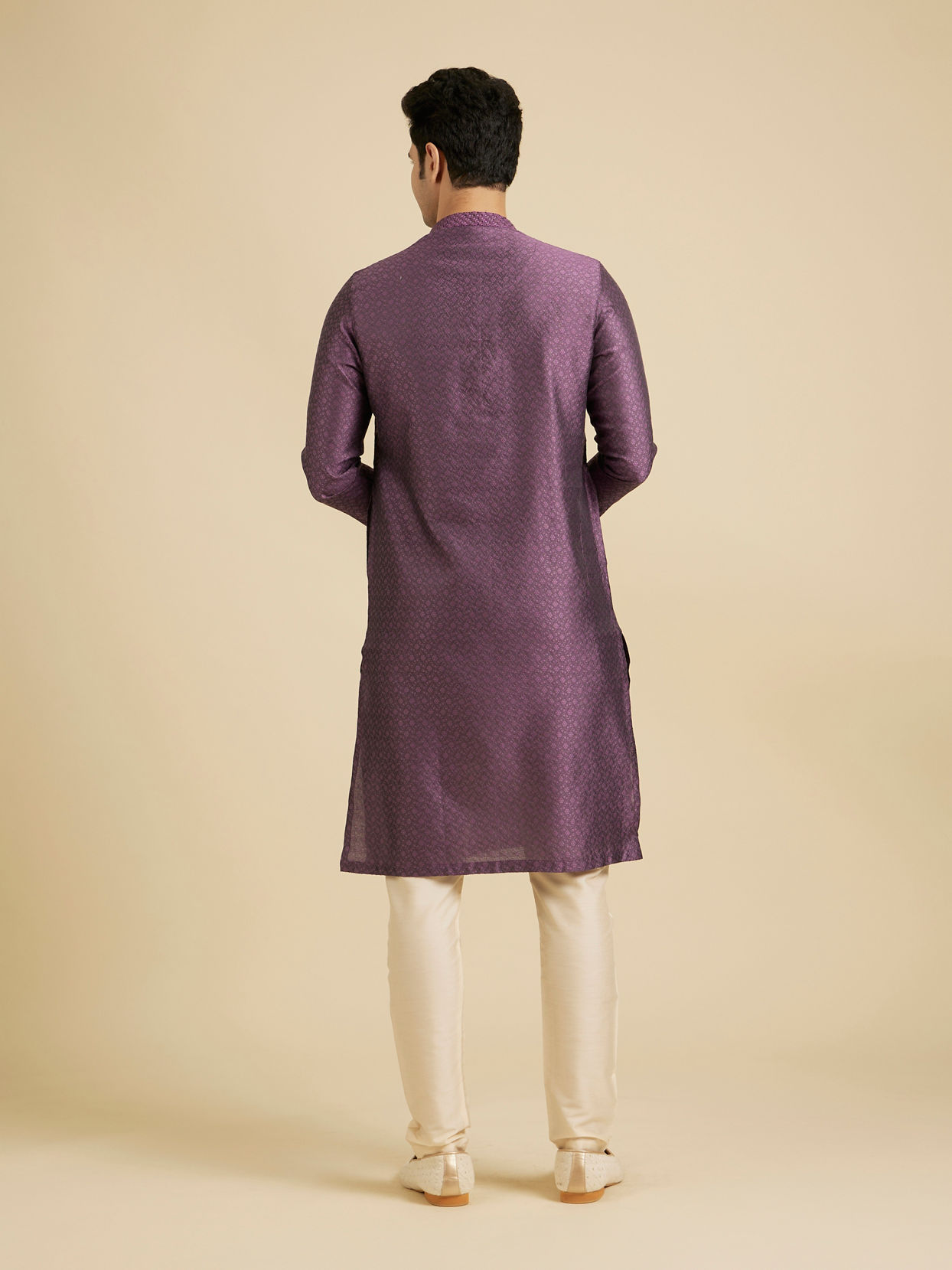 Manyavar Men Royal Purple Jaal Patterned Kurta Set with Embroidered Neckline image number 5