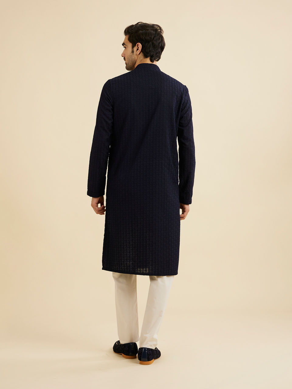 Manyavar Men Indigo Blue Chikankari Embroidered Kurta Set