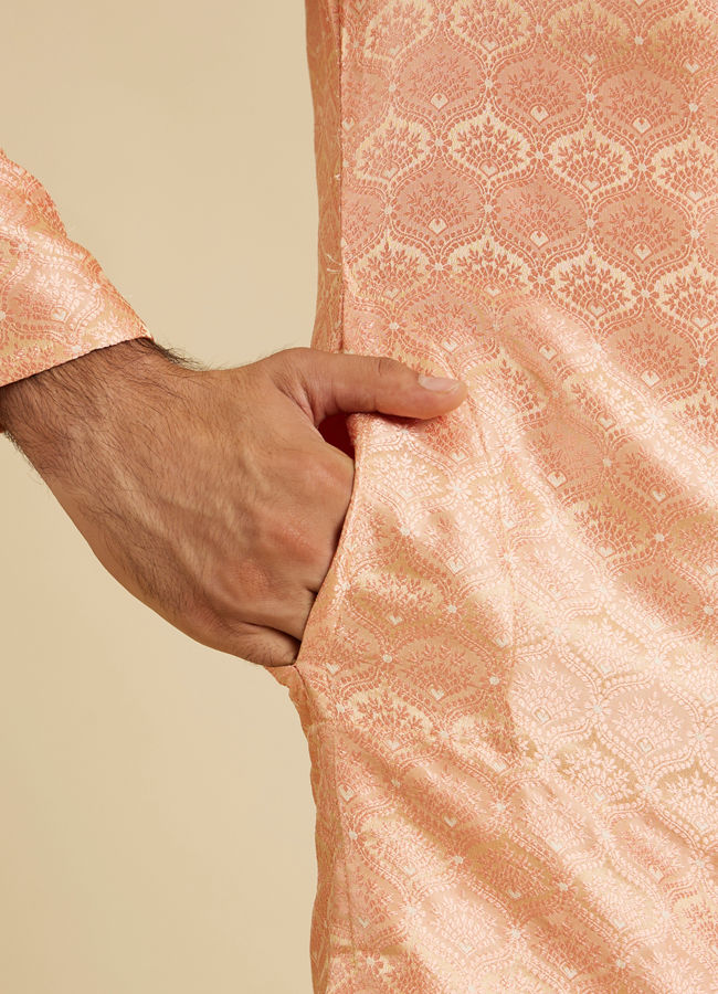Manyavar Men Peach Fuzz Jaal Patterned Kurta Set with Floral Buta Motifs