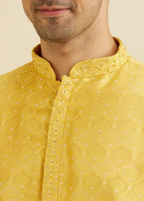 Manyavar Men Mustard Yellow Jaal Patterned Kurta Set with Floral Buta Motifs image number 1