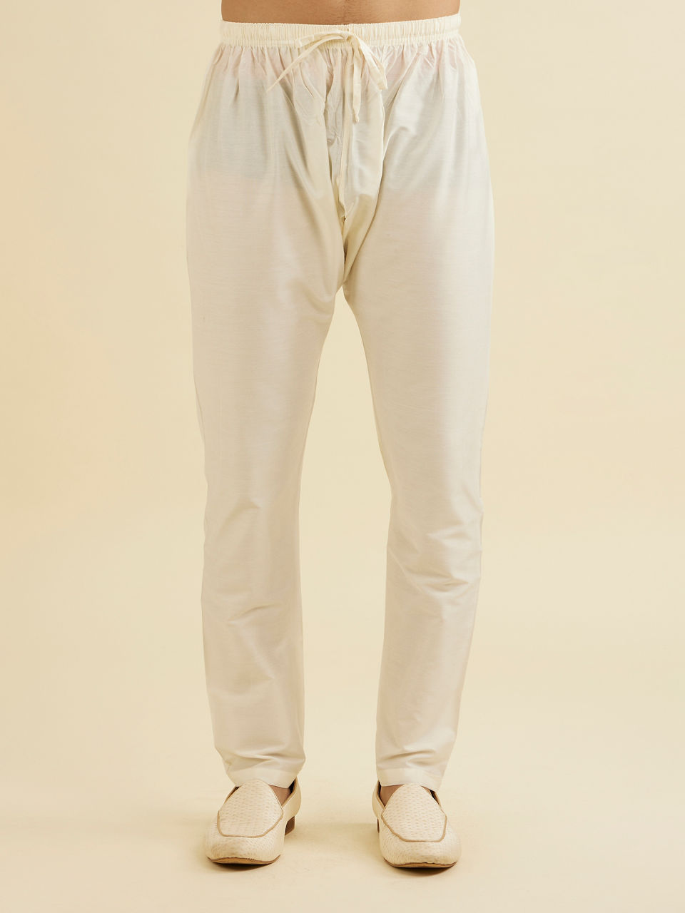 Manyavar Men Cream White Ikat Inspired Patterned Kurta Set