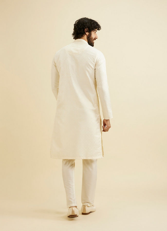 Manyavar Men Cream White Ikat Inspired Patterned Kurta Set image number 5