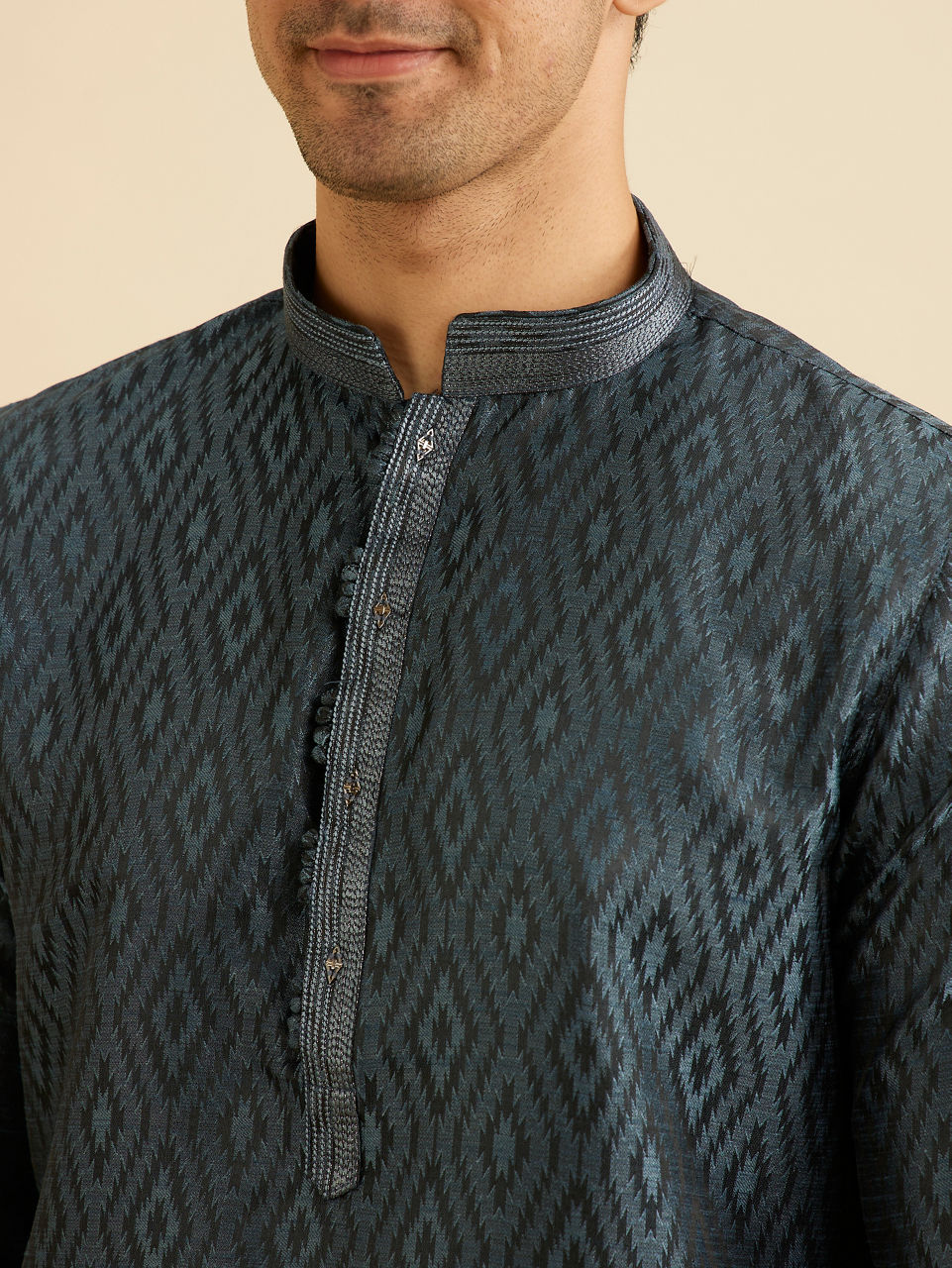 Manyavar Men Space Grey Ikat Inspired Patterned Kurta Set