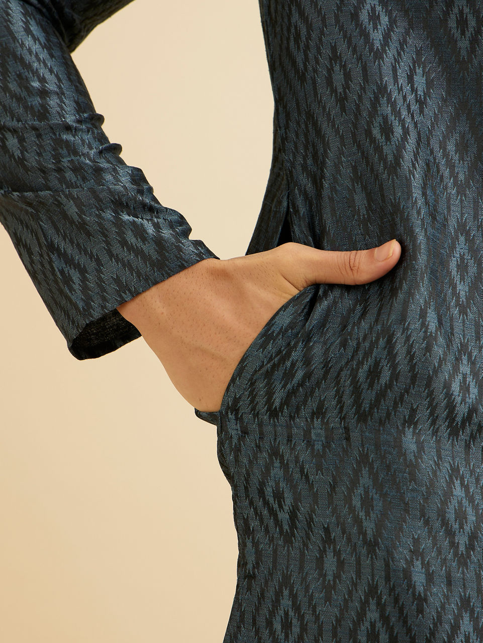 Manyavar Men Space Grey Ikat Inspired Patterned Kurta Set