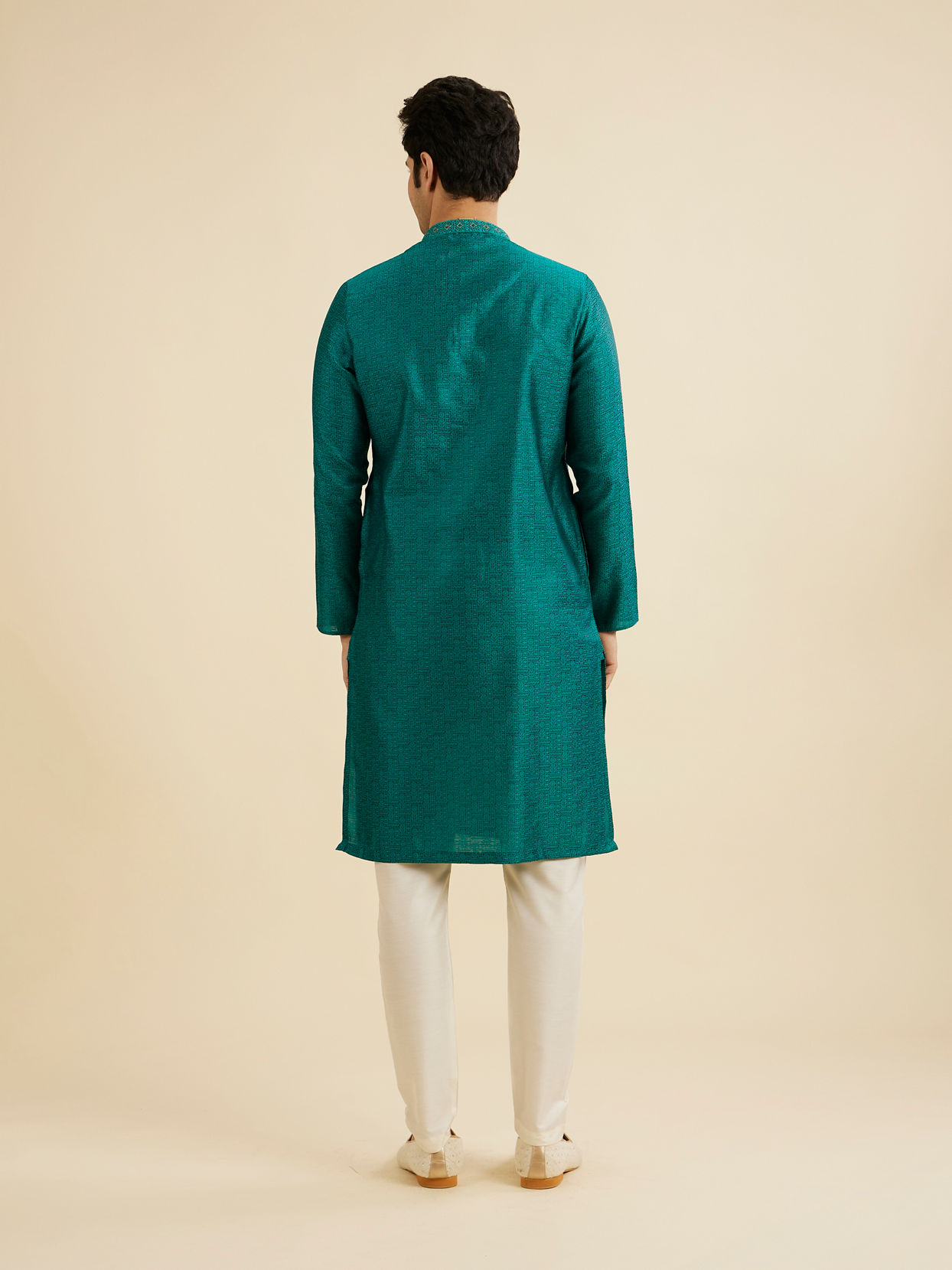 Manyavar Men Dazzling Teal Green Kurta Pajama