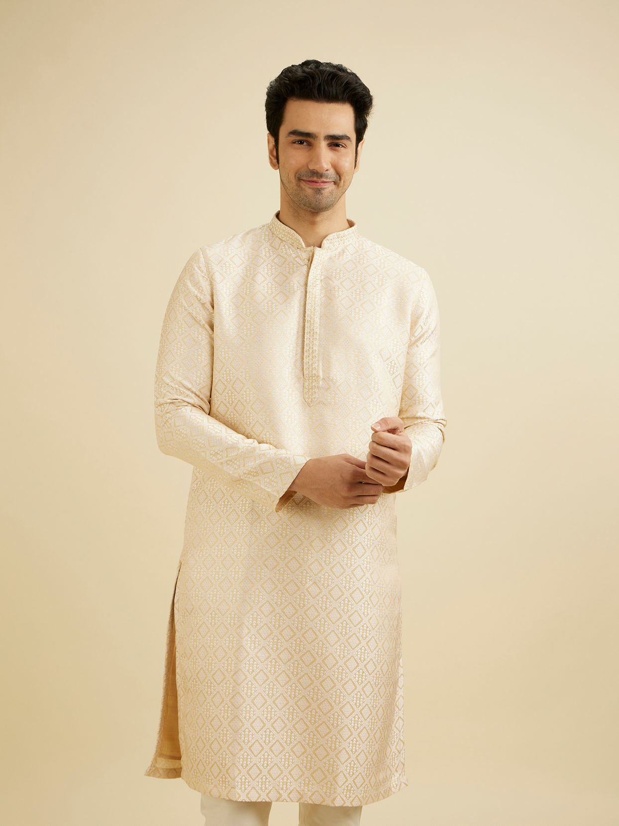 Manyavar Men Cream Beige Geometric Patterned Kurta Set with Mirror Work image number 0