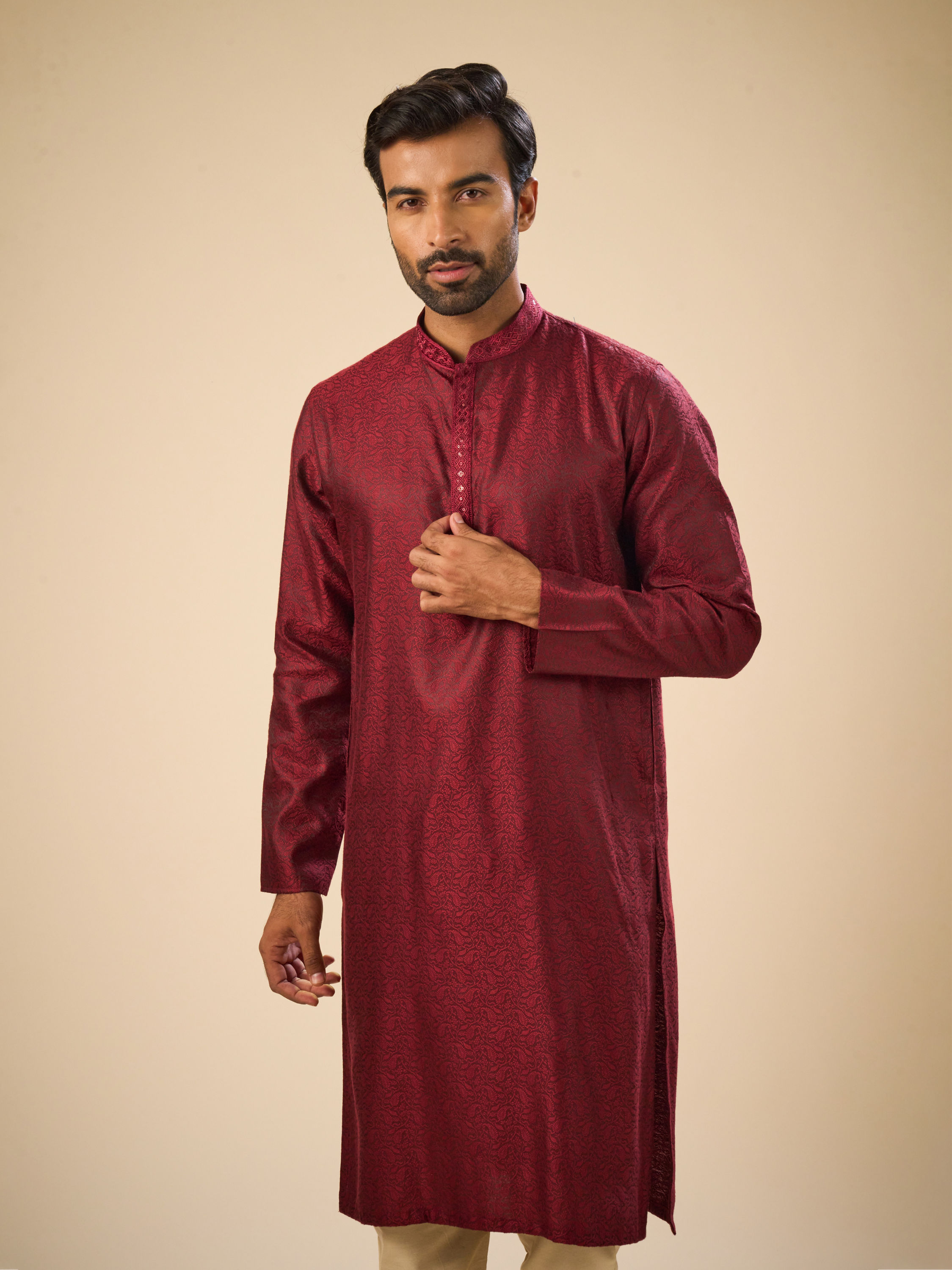 Manyavar Men Enchanting Maroon Jacquard Kurta Pajama