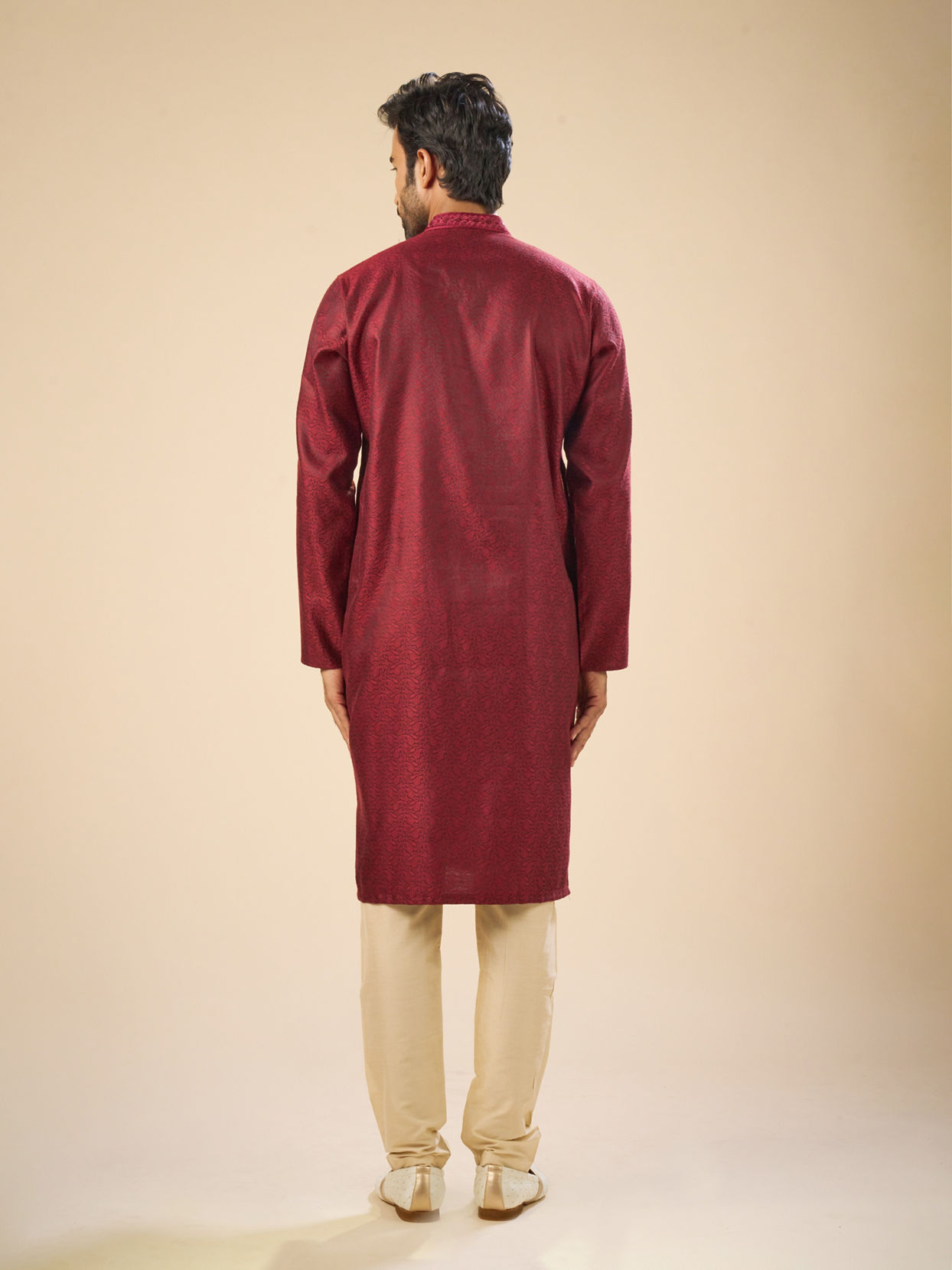 Manyavar Men Enchanting Maroon Jacquard Kurta Pajama