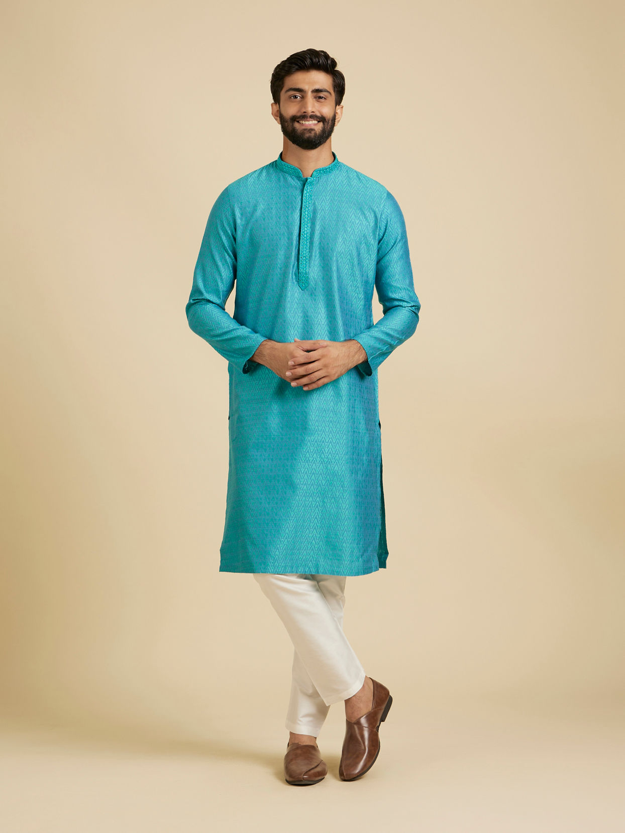 Manyavar Men Turquoise Blue Chevron Patterned Kurta Set