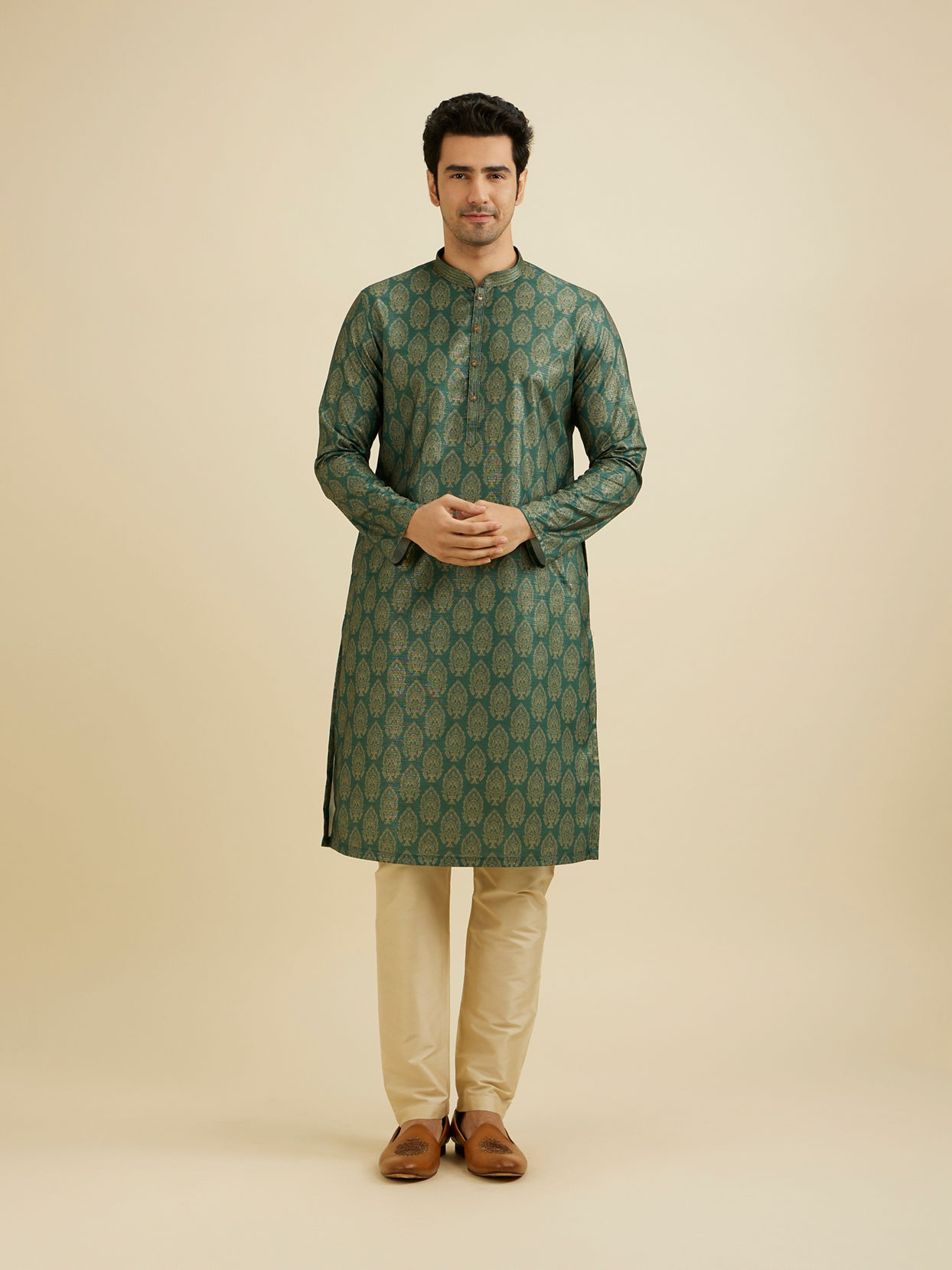 Manyavar Men Bottle Green Jaal Medallion Patterned Kurta Set