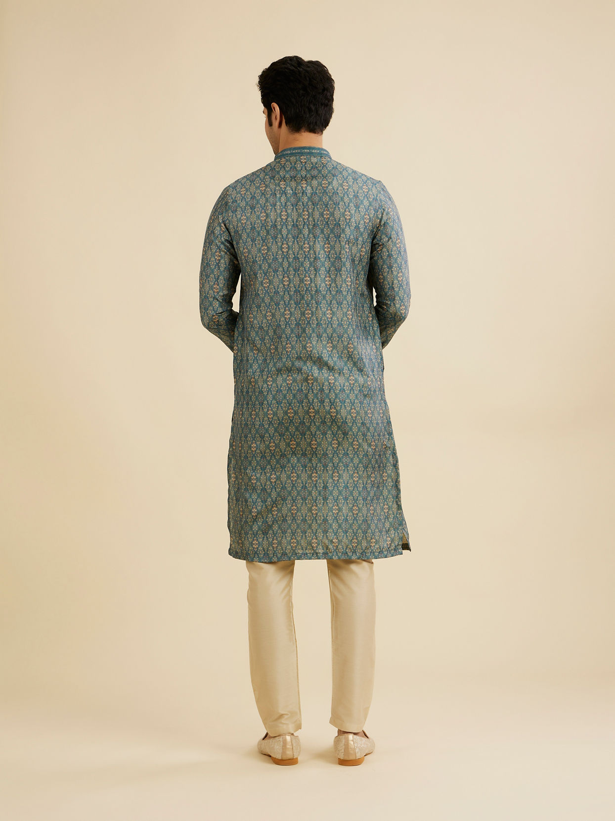 Manyavar Men Teal Blue Medallion Jaal Patterned Kurta Set