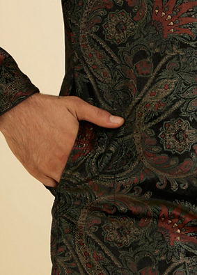 Manyavar Men Ebony Black Paisley Patterned Kurta Set with Rhinestone Work image number 3