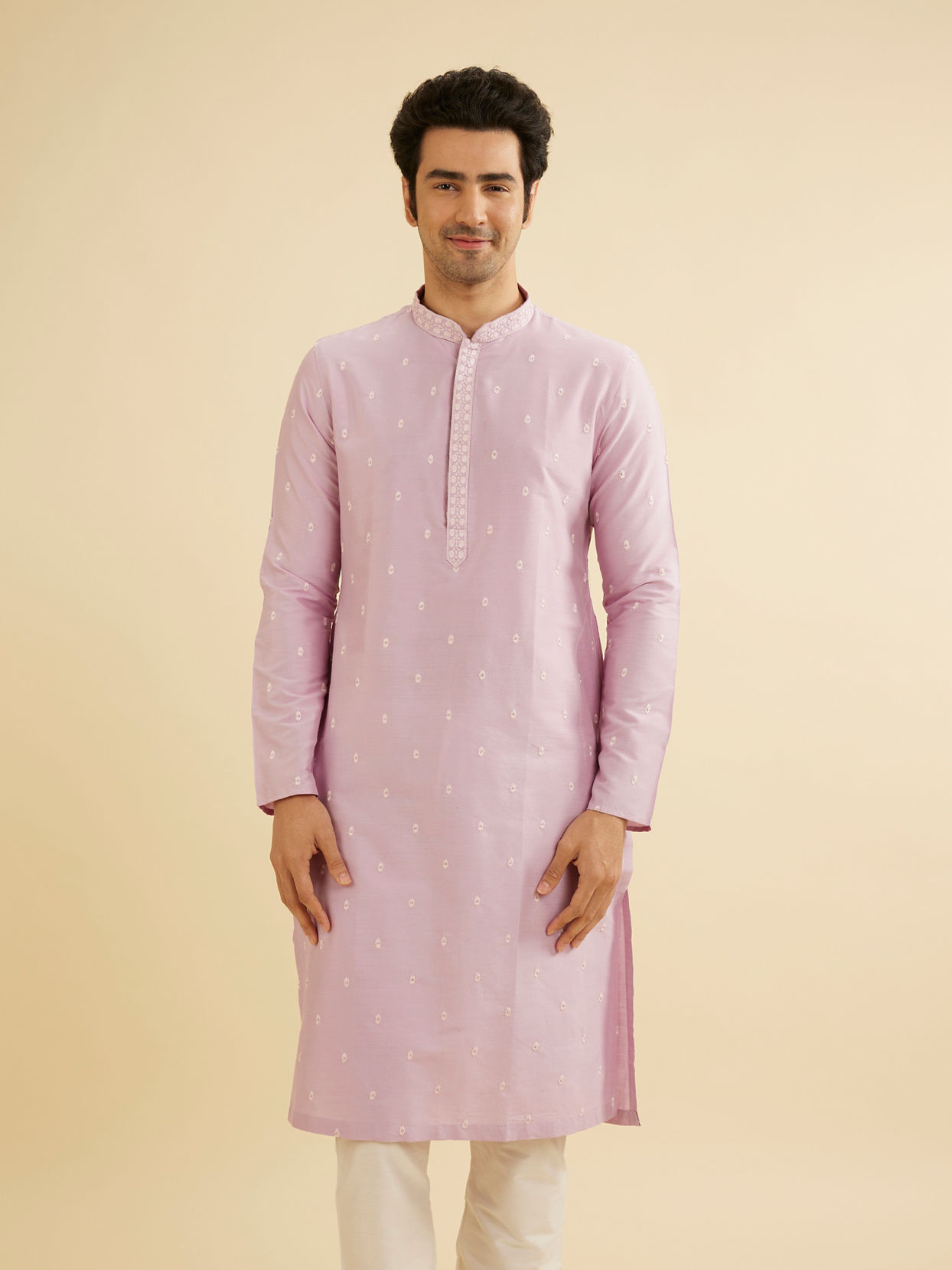 Manyavar Men Soft Lilac Buta Patterned Kurta Set with Buta Embroidery image number 1